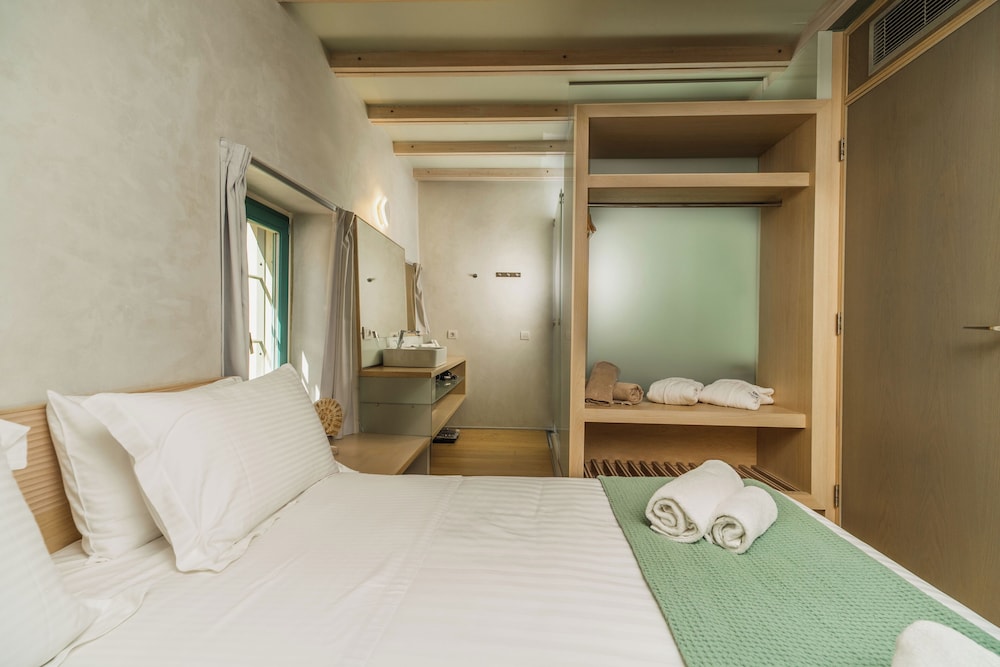 Panaretos Deluxe Maisonette