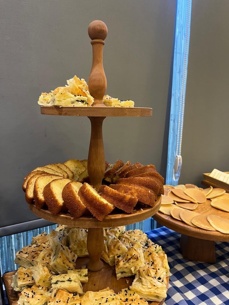 Bonnie City Hotel - Image 67