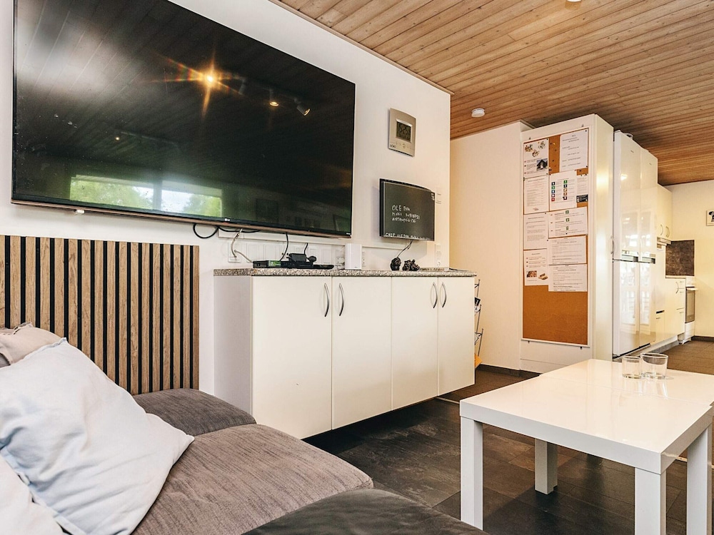 La Belva Court view 5