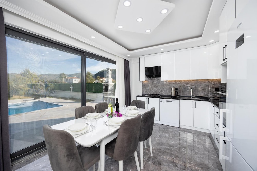 Villa Grand Yasar 2 in Ok Ular