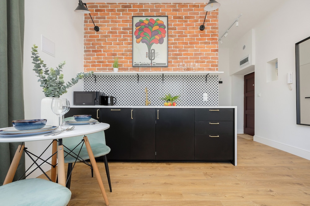 Studio in the Old City by Renters view 2