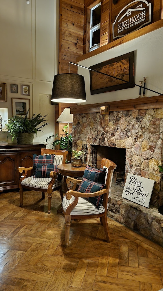 Guesthaven Baguio Bed & Breakfast