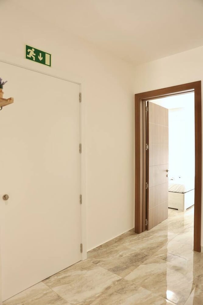 Gozo Coastal Escape Apartment Sea Views in Xlendi