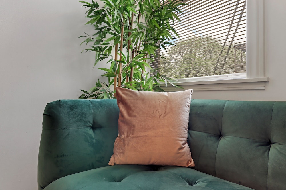 Ideal 4BR Unit - Maryland 2
