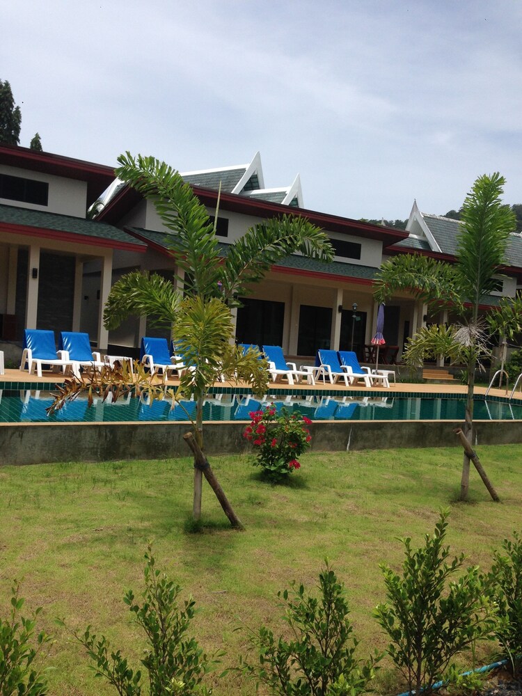Naya Pool Villa