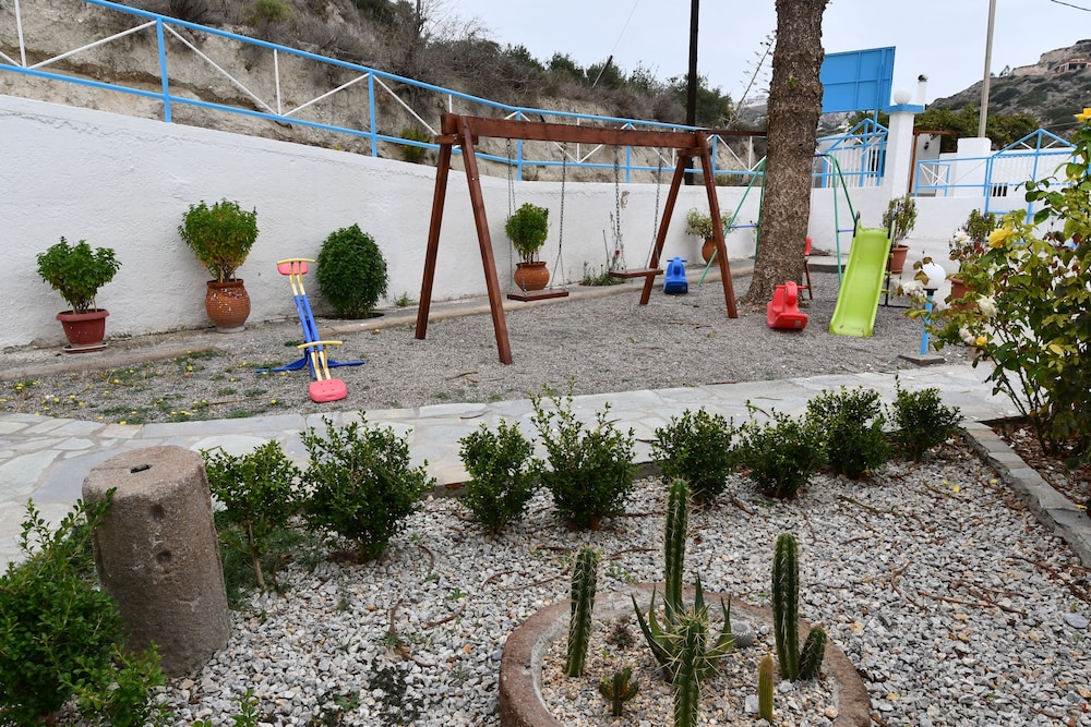 Villa Popi
