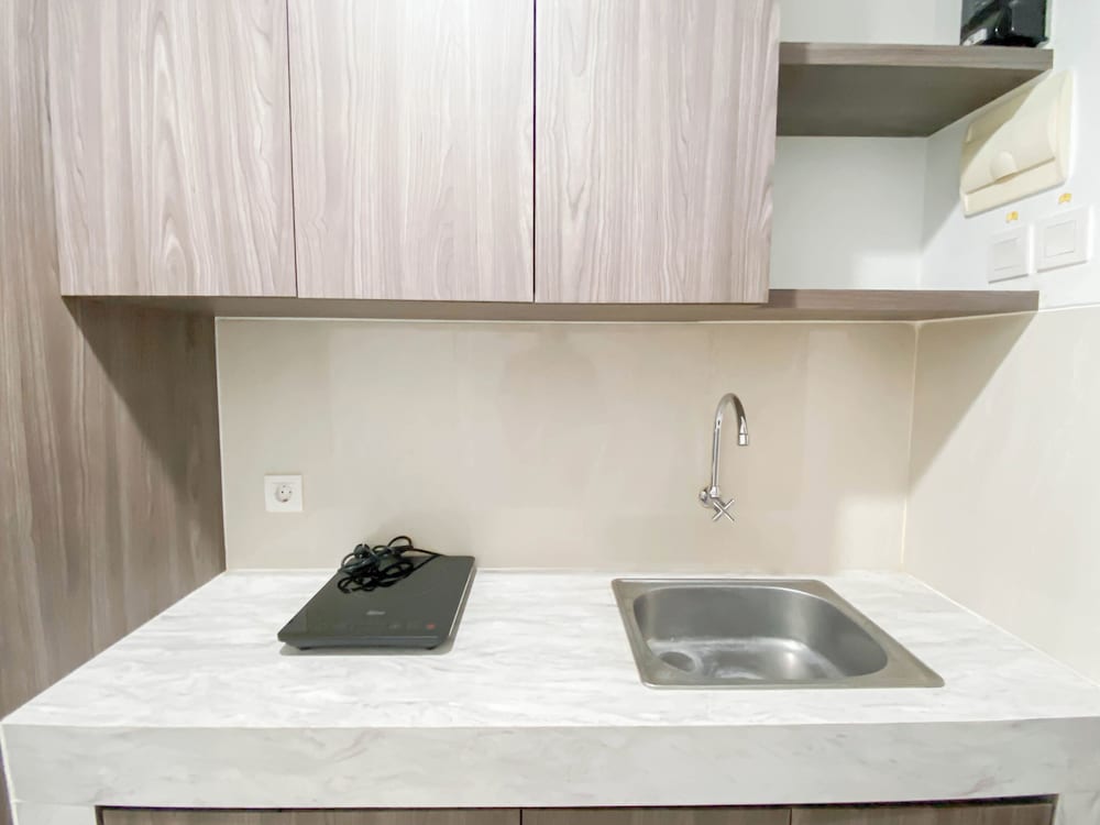 Brand New Studio Apartment at Springwood Residence