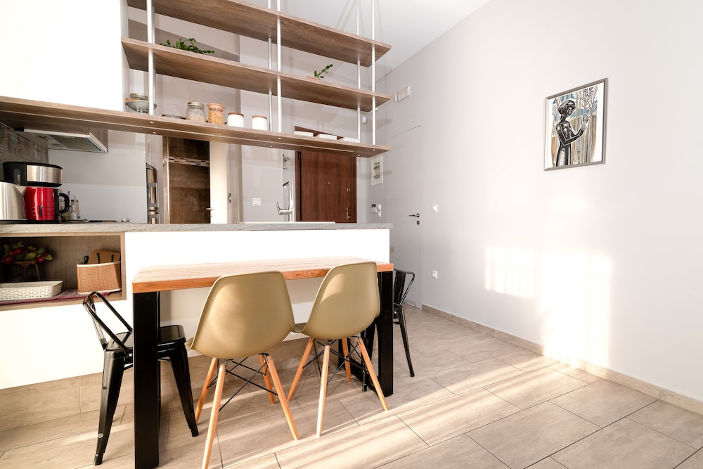 Acropolis Suites