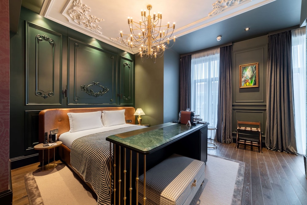 Orient Occident Hotel Istanbul, Autograph Collection 44