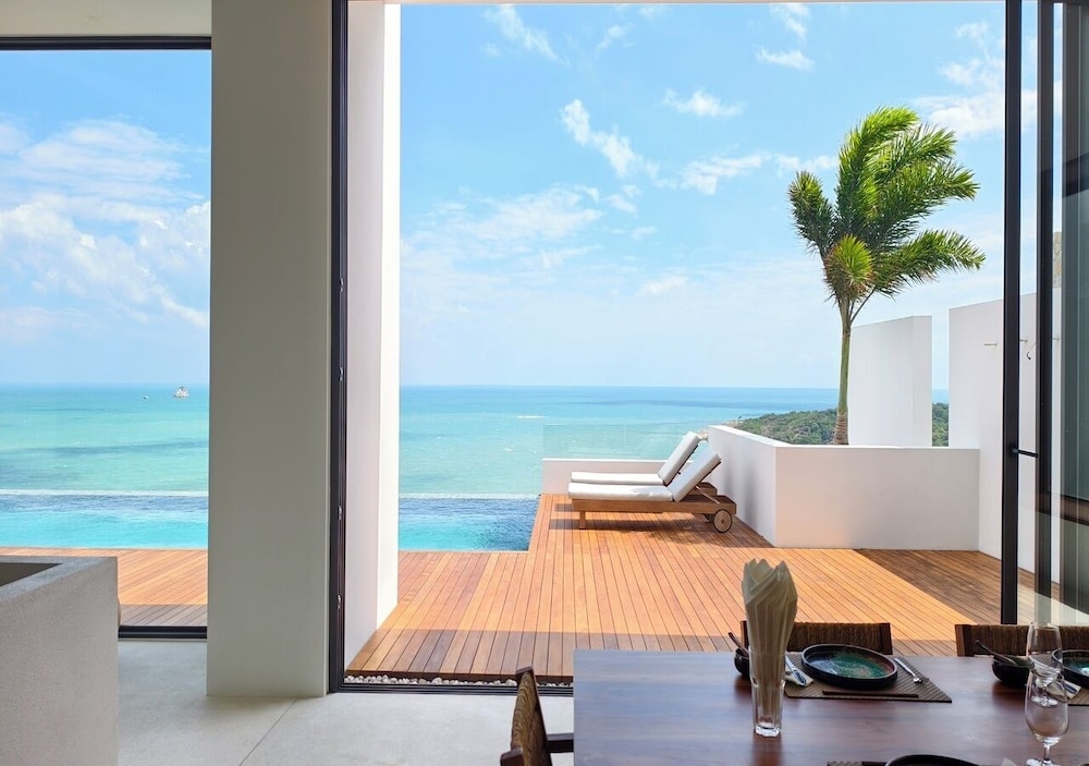 Cape Azure Resort Samui by Thalsea