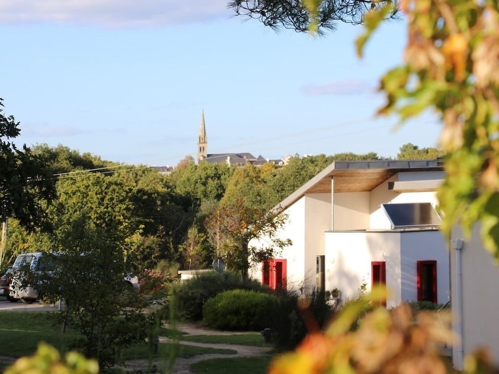 Gîtes LES Hauts DE Toulvern