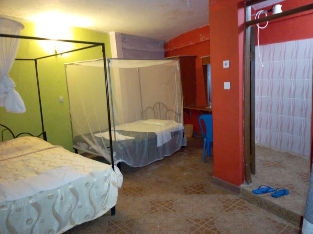 Photo 9