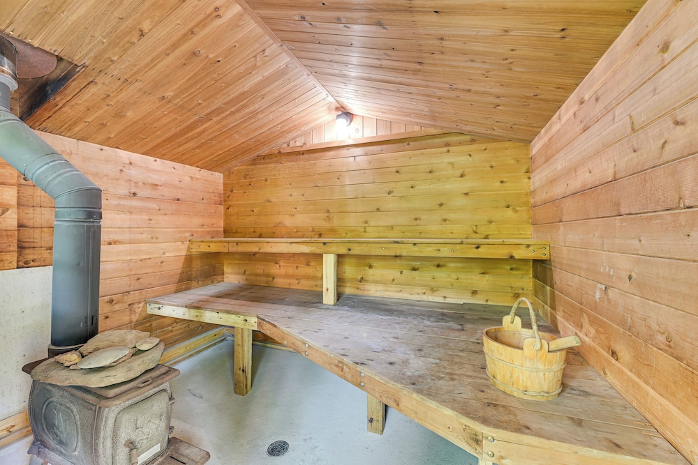 Fish, Swim, Kayak: Home w/ Catskill Creek Views!