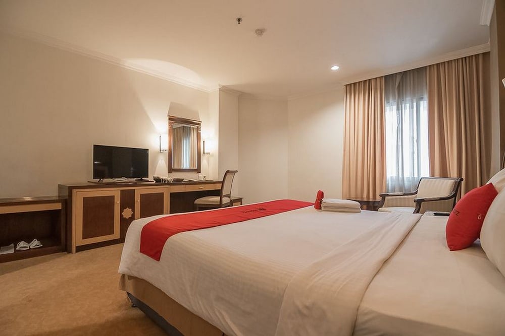 RedDoorz Premium Syariah @ Semarang City Center view 3