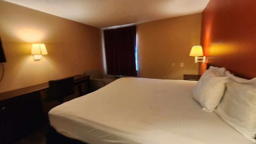 Capital O Fairway Inn - Baytown La Porte TX