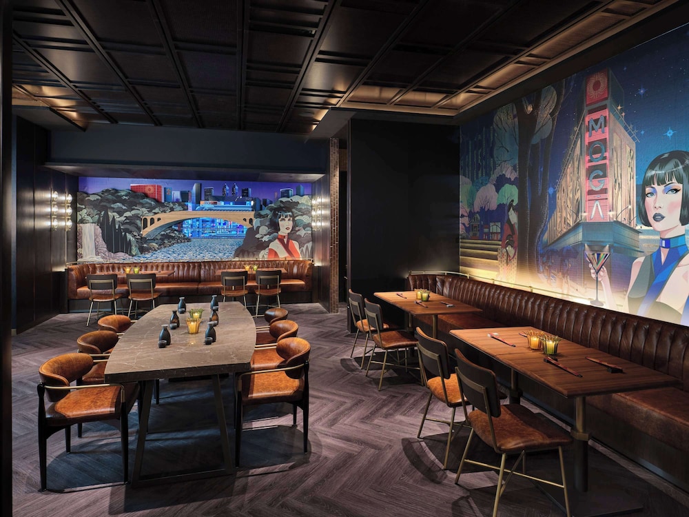 Pullman Singapore Hill Street 37