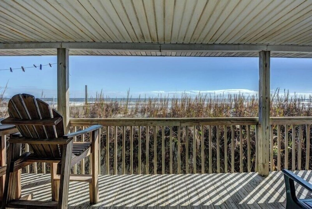 You-N-Sea by Topsail Realty