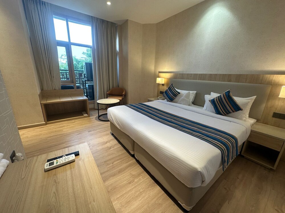 Bluestone Prime by The Cosy Hotels