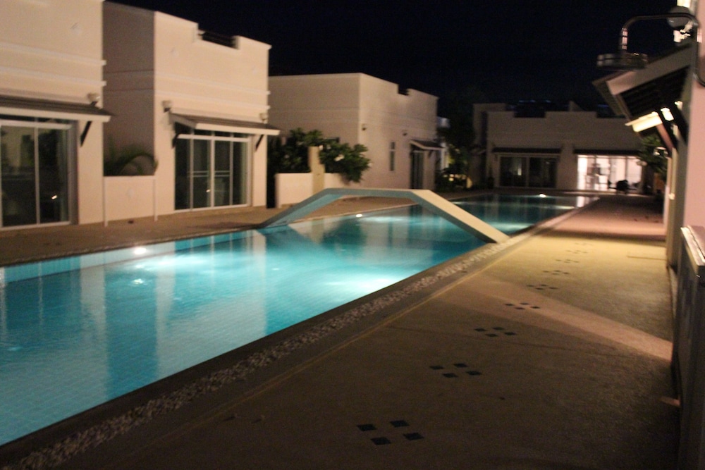 Talay Tara Resort