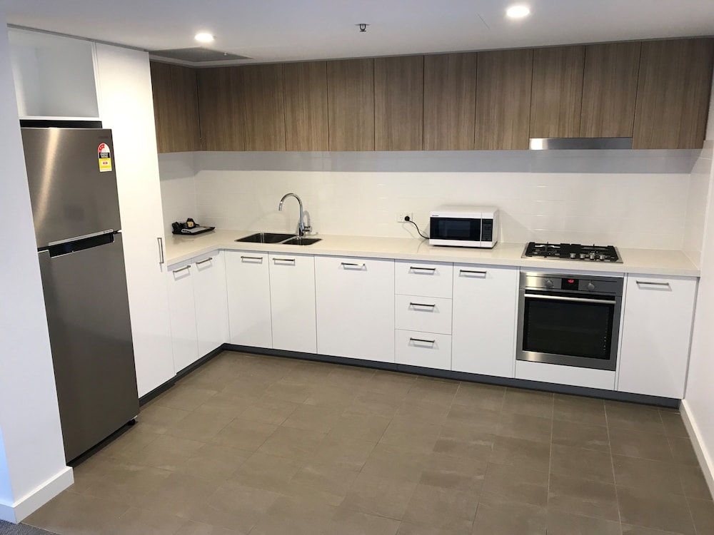 RNR Serviced Apartments Adelaide – Grote St