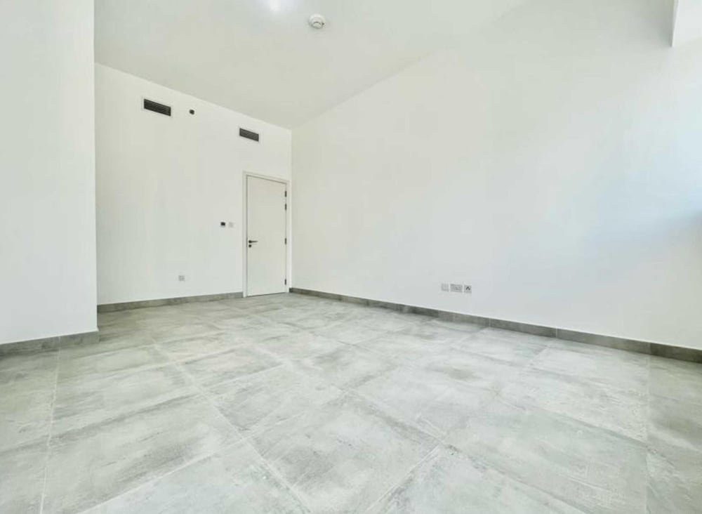 Panoramic View Apartment in Palette Tower in Tourist Club Area