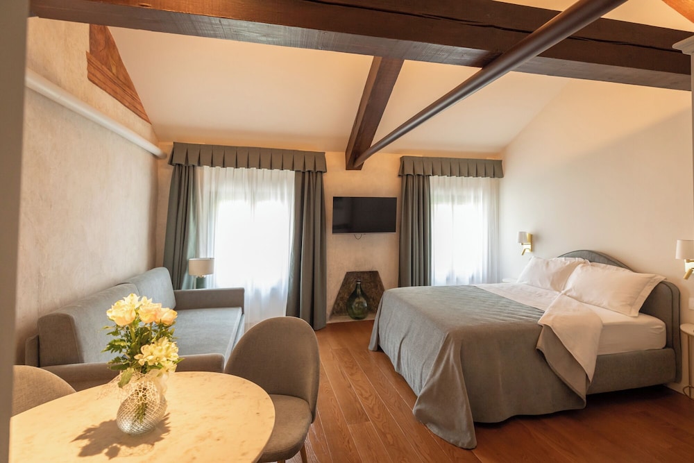 Castello di Porcìa - Residence
