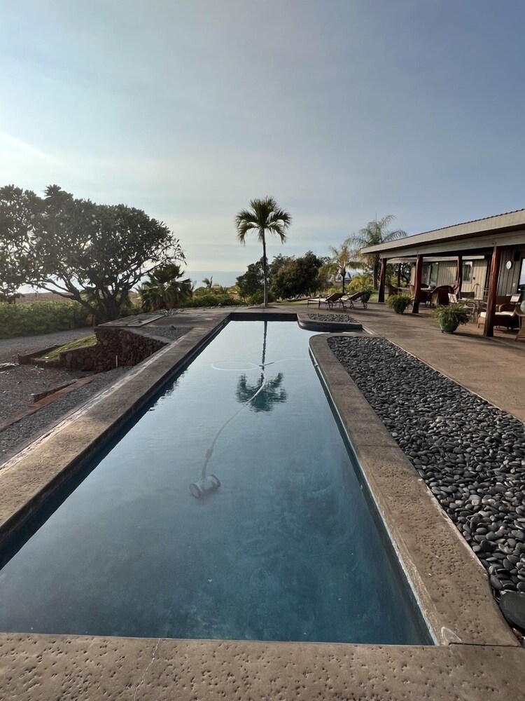 Kohala Estate Home 3 Bedroom Estate by RedAwning