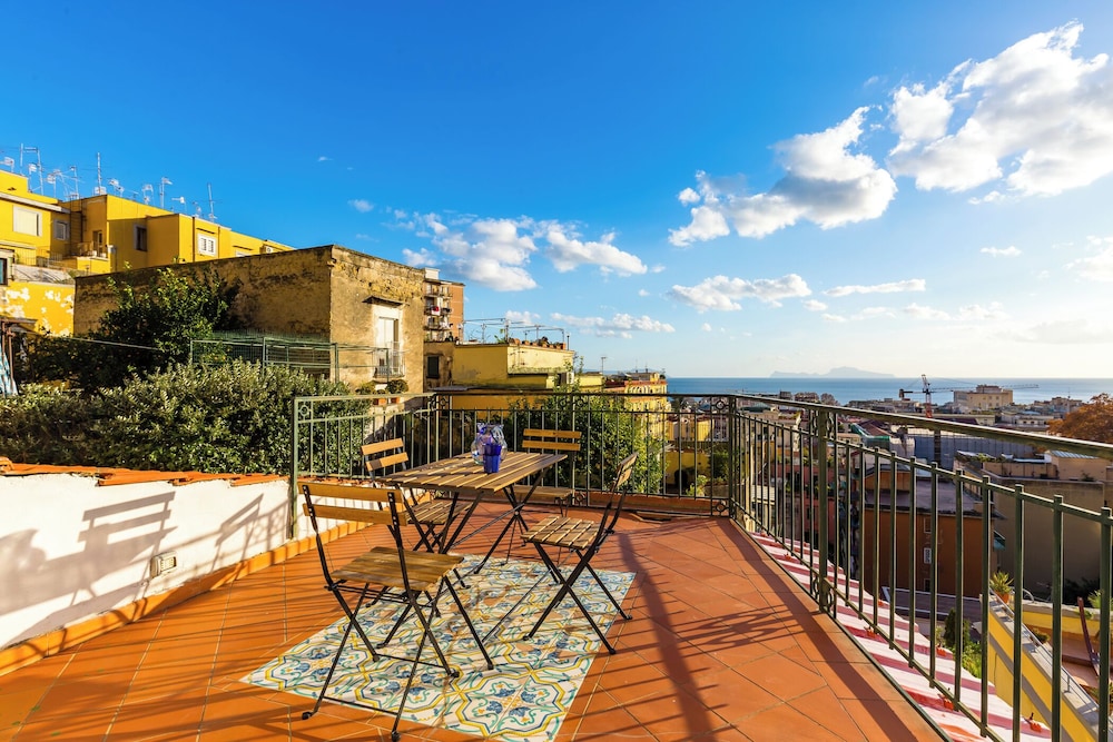 Villa Paola - Hidden Panoramic Garden and Terraces by Napoliapartments