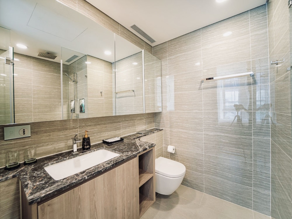 Serenity Luxury Private Pool Villas - Free One Way Airport Shuttle