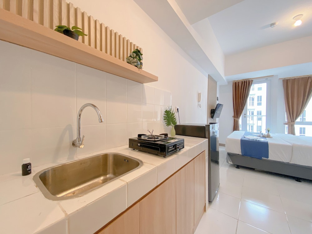 Best Furnished and Homey Studio at Tokyo Riverside PIK 2 Apartment