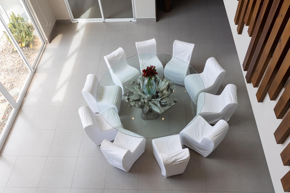 Villa Serenidad by Acomodo