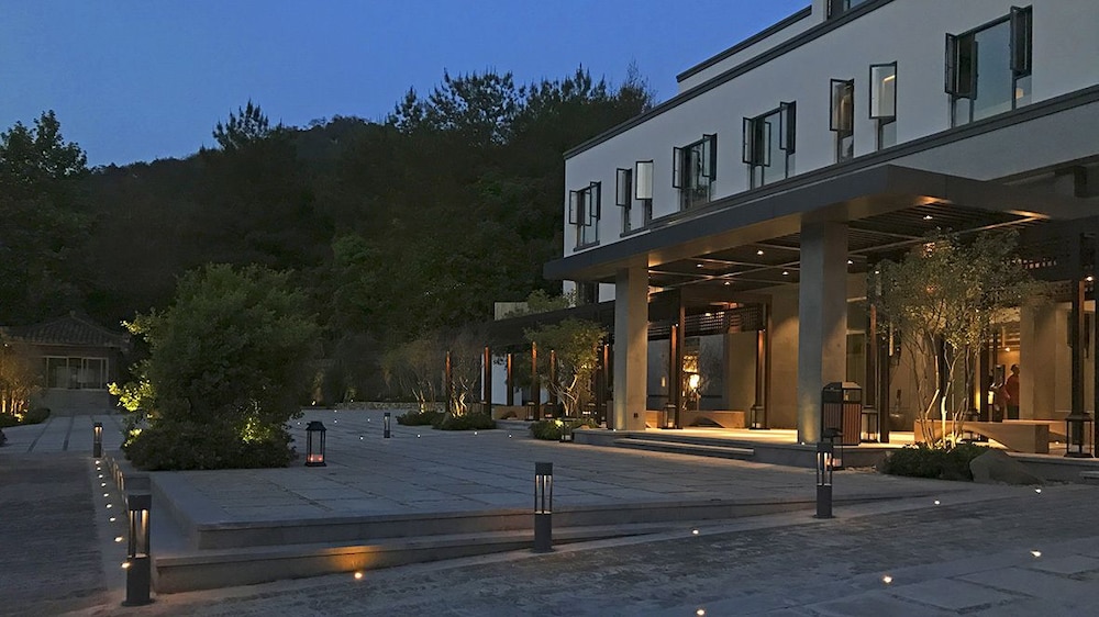 The Lucid Resort