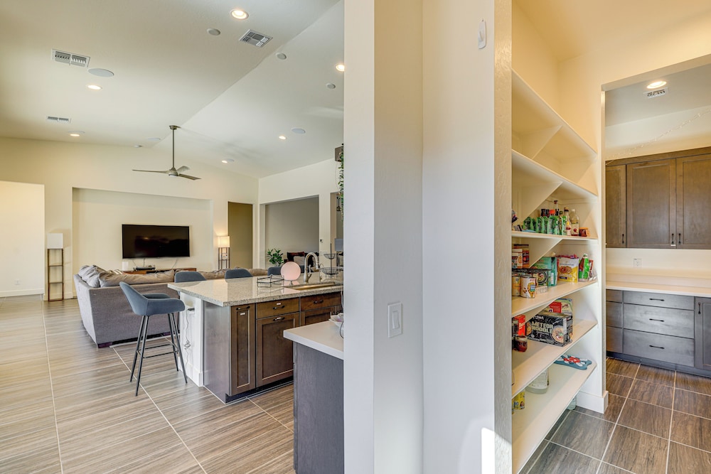 Mtn Views, Pool & Hot Tub: Phoenix Oasis