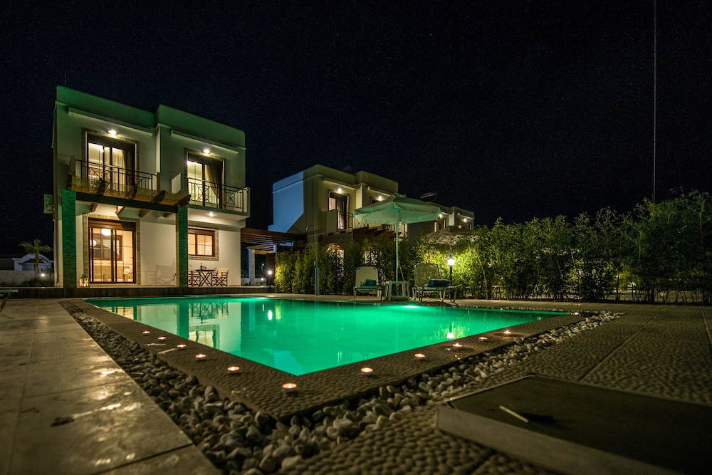 Petra Villas