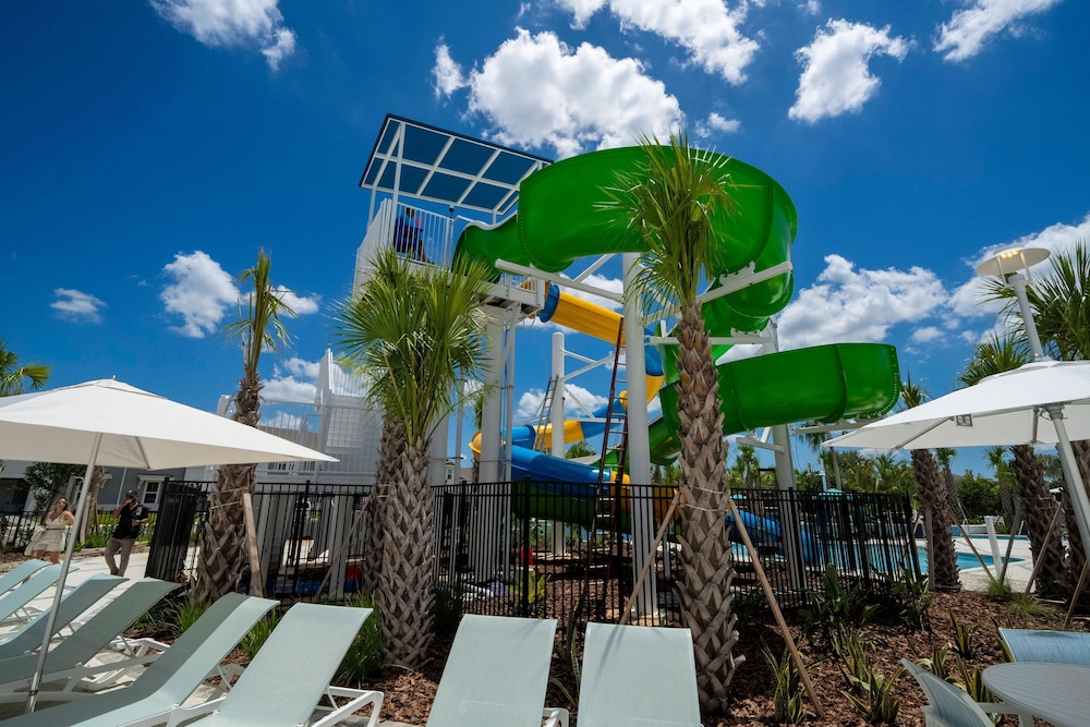 Windsor Cay 7BR Water Park Free
