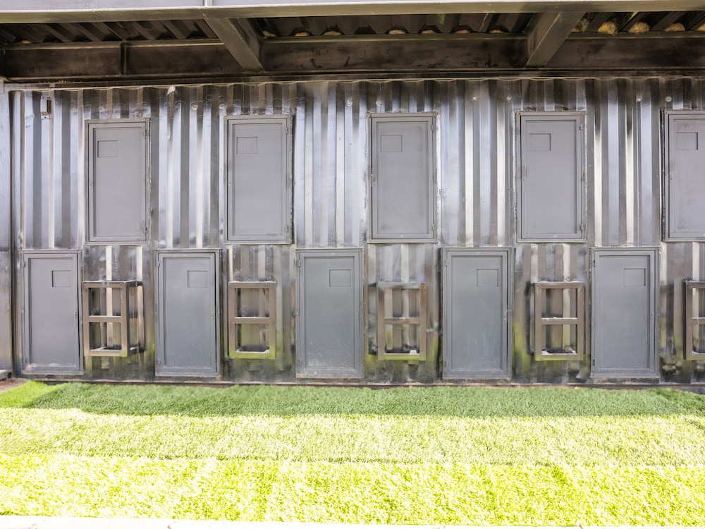 Hotel Box Park - Image 1