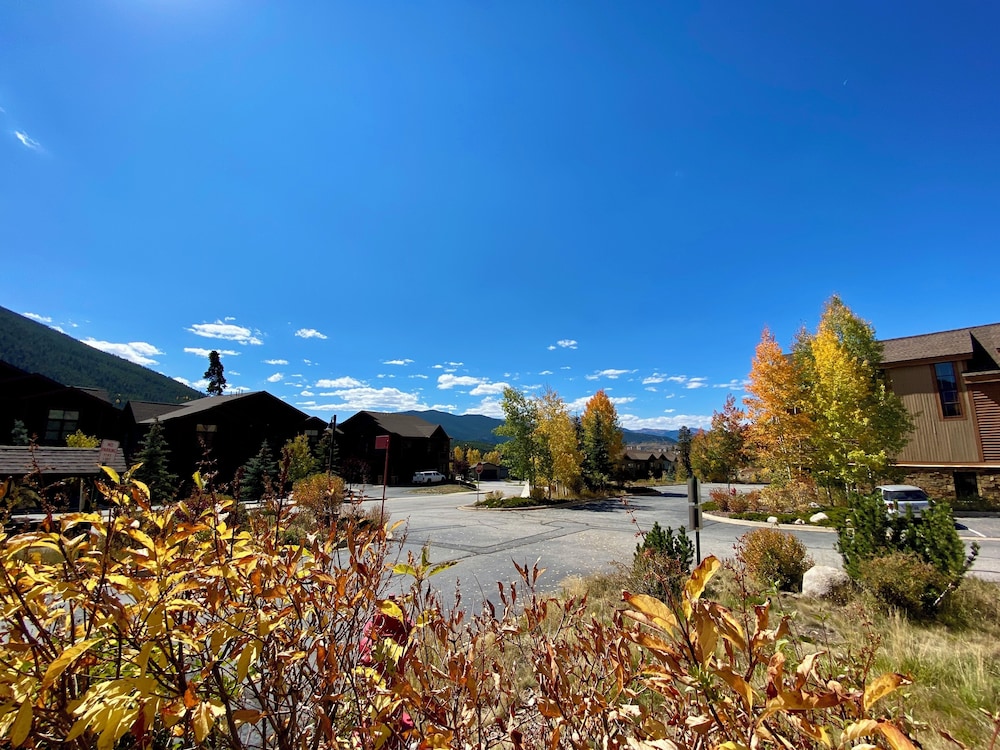 Antlers Gulch 501 by SummitCove Vacation Lodging