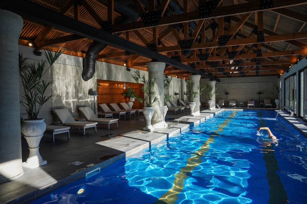Lopota Lake Resort & Spa