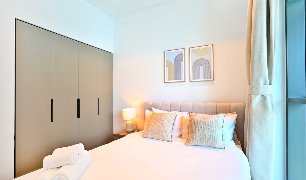 LUX The Northside 15 Burj Khalifa View Suite photo 2