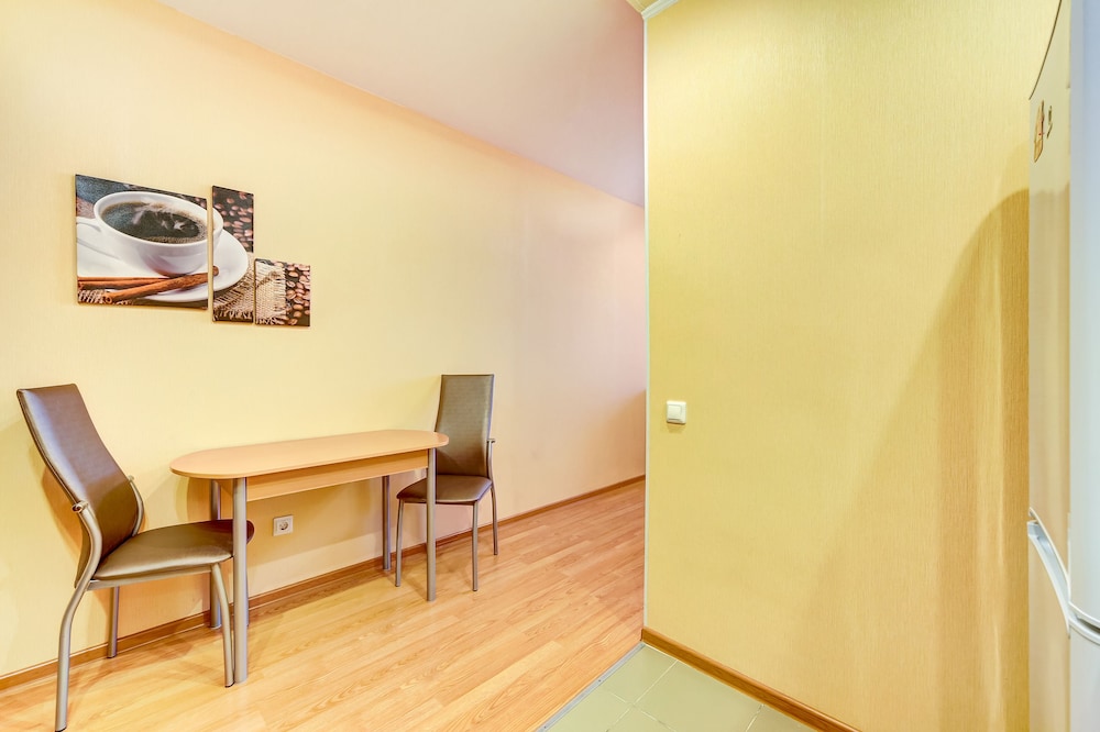 AG Apartment Dunayskii 23