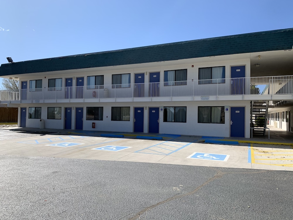 Motel 6 Grants, NM