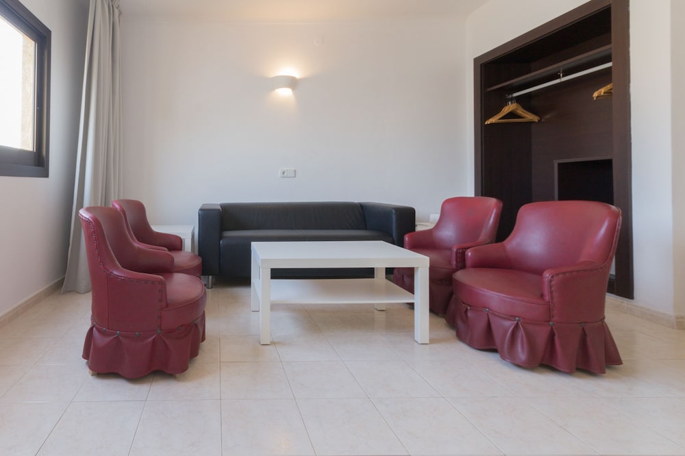 Orosol Hotel by Typic Hotels — 11