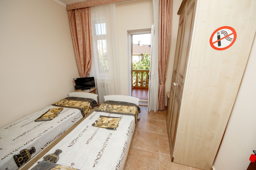 Guesthouse Pafos view 4