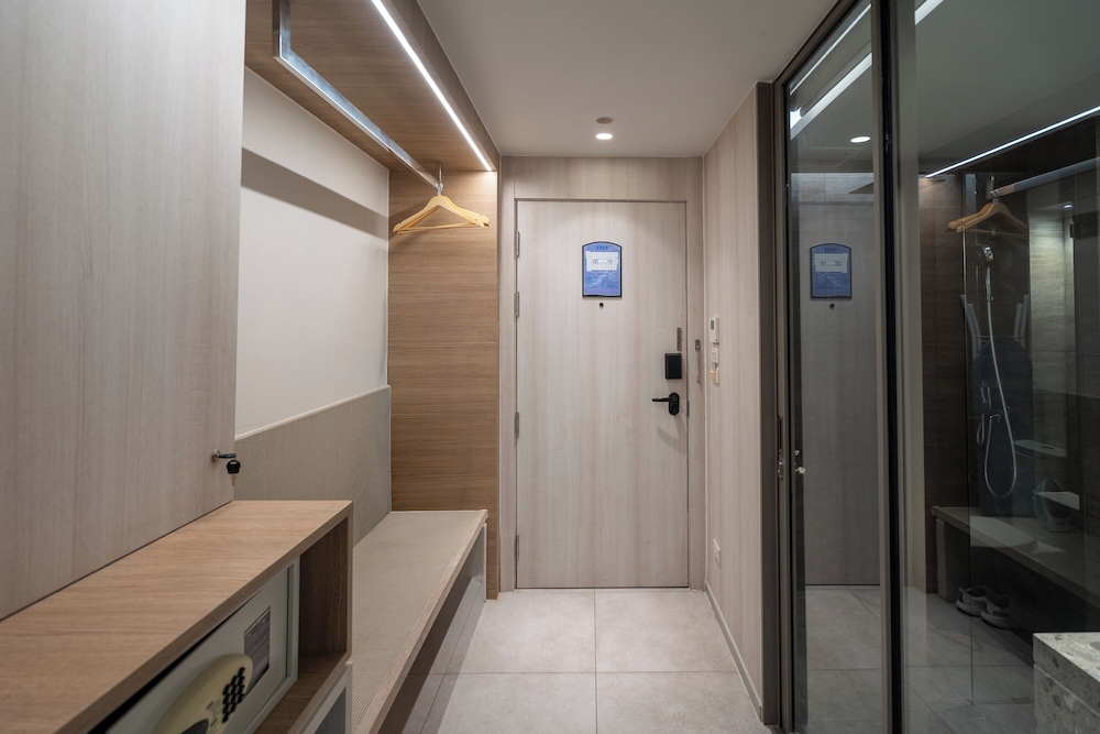 Bluphere residence by Prop Hopper