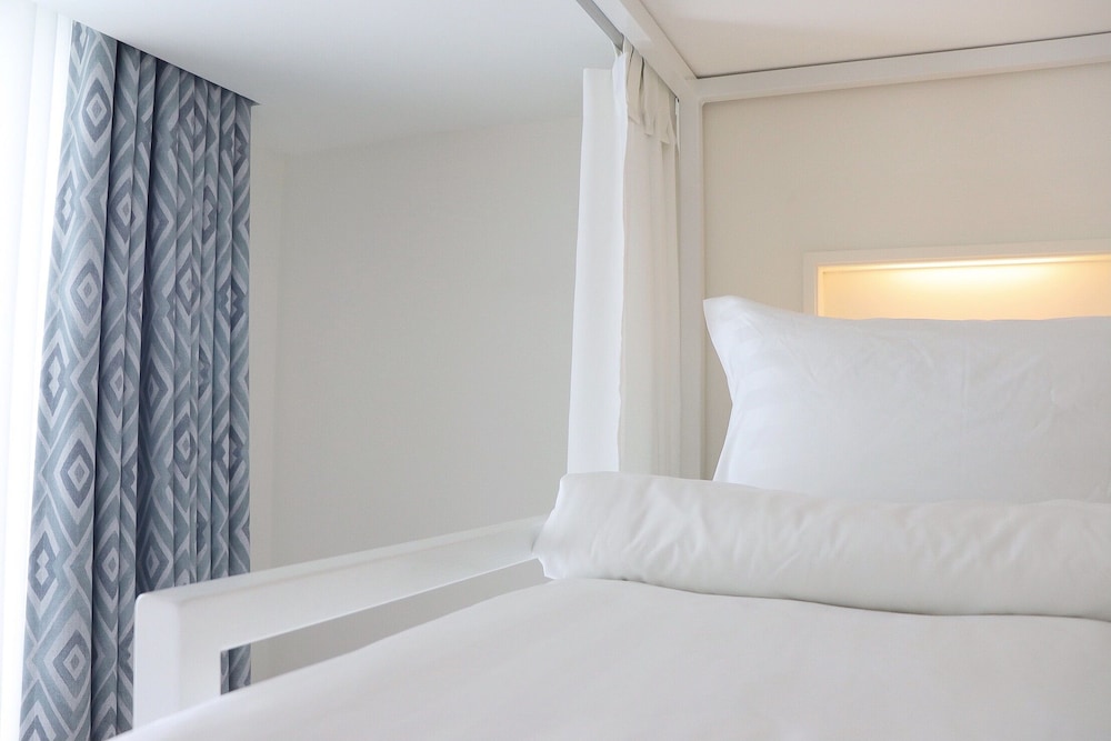 ResT Bangkok Poshtel