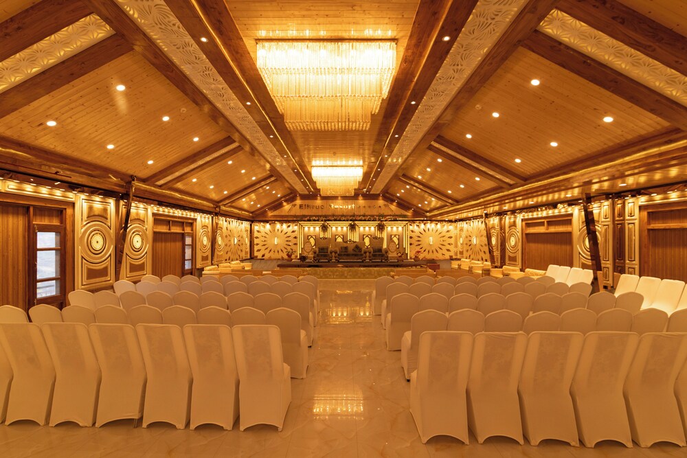 Elbrus Resort & Spa