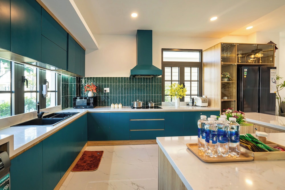 Luxury 4 bedroom villa