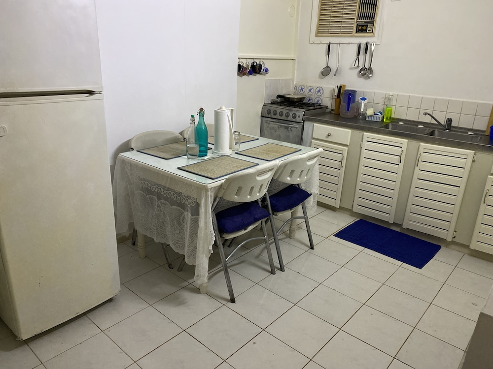Barbados Chi Guest House