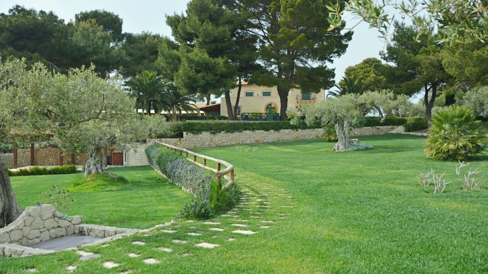 Photo 24
