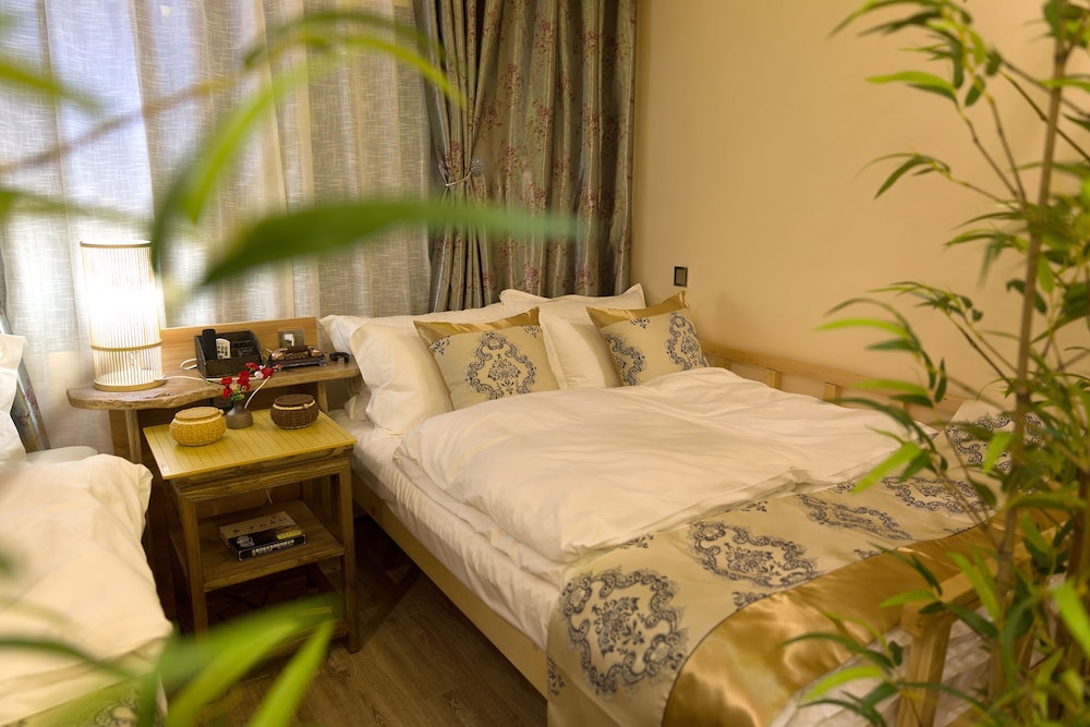 FTYS Hostel